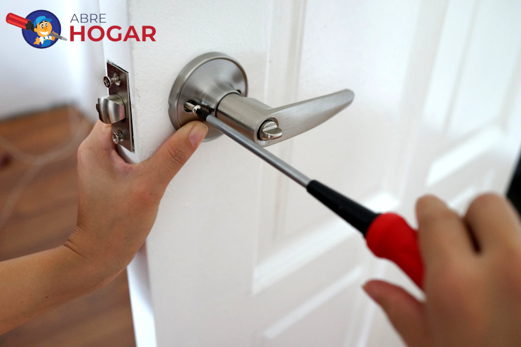 Como Abrir Puerta Destornillador